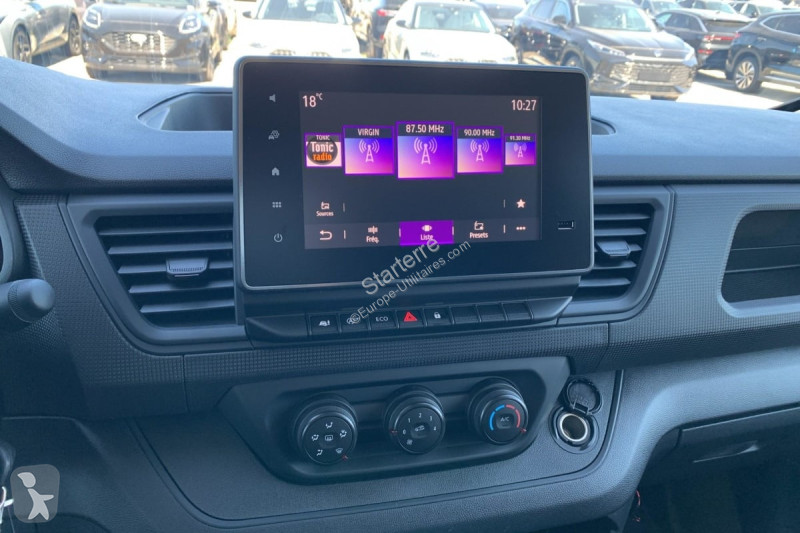 Véhicule utilitaire Renault  TRAFIC FOURGON