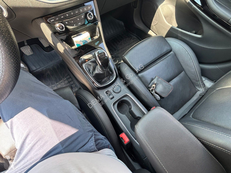 Samochód dostawczy Opel K Sports Tourer...