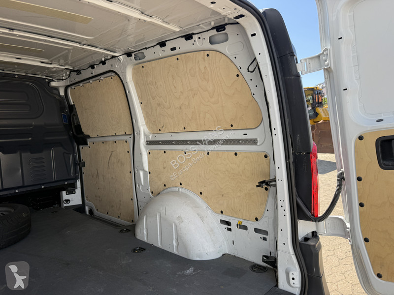 Furgoneta Mercedes 112 66kWh L2 Elektrisch...