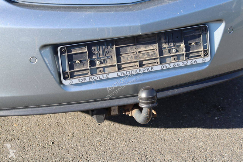 Samochód dostawczy Opel