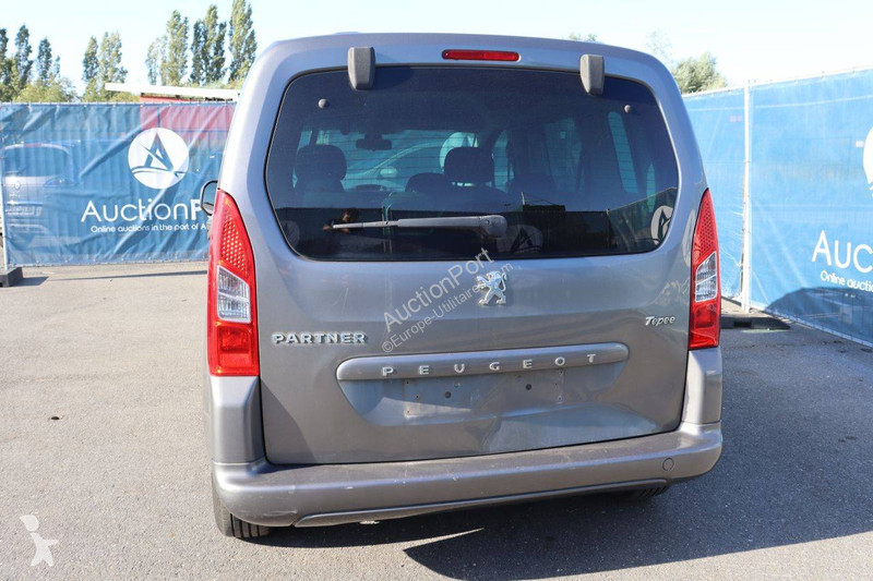 Véhicule utilitaire Peugeot