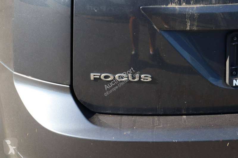 Véhicule utilitaire Ford