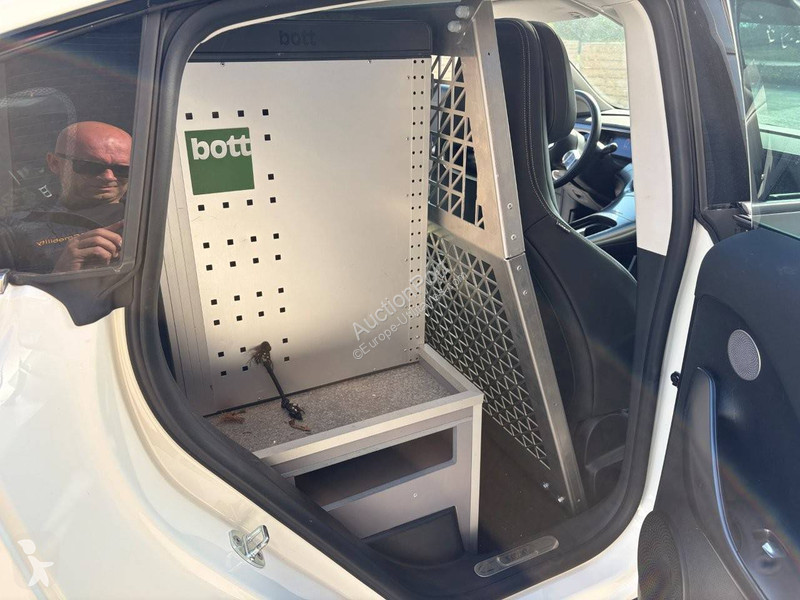 Samochód dostawczy Smart  #3 Pro+ 66 kWh