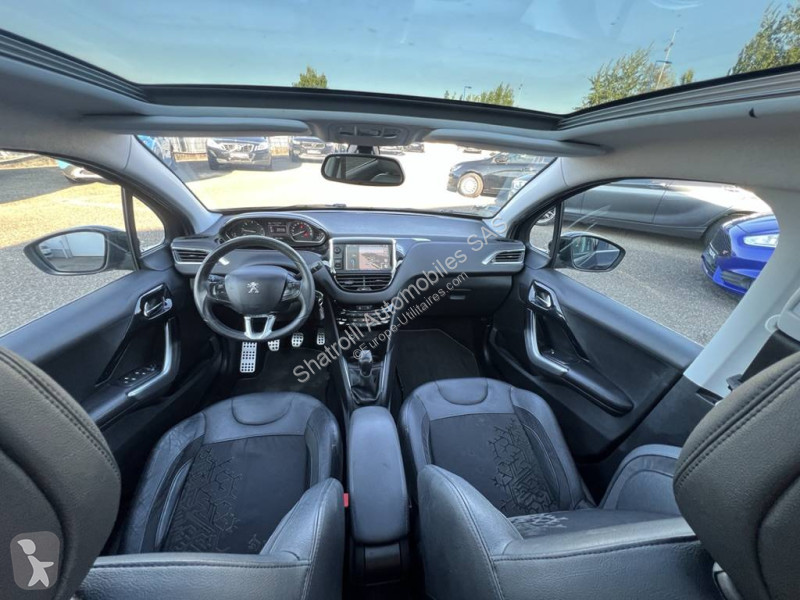 Peugeot 1.6 e-HDi 92ch 5cv Féline 1erMain 5Port...