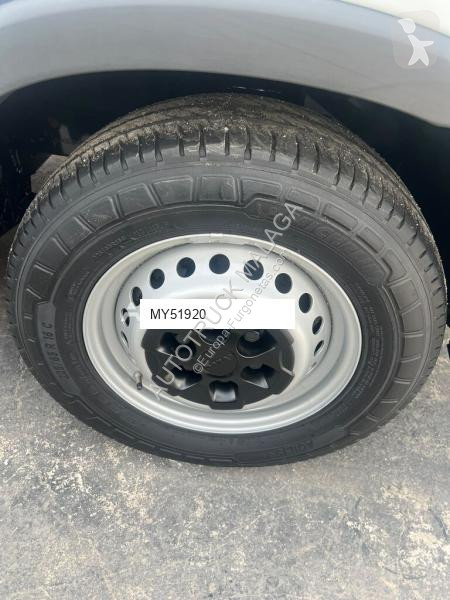 Furgoneta Iveco 35-140