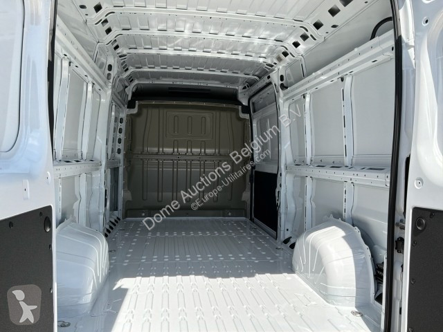 Furgoneta Peugeot BOXER L3H2 · 11