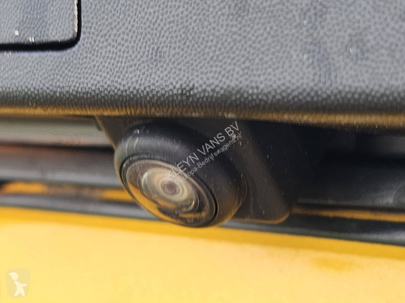 Renault T35 ac camera EURO6 van