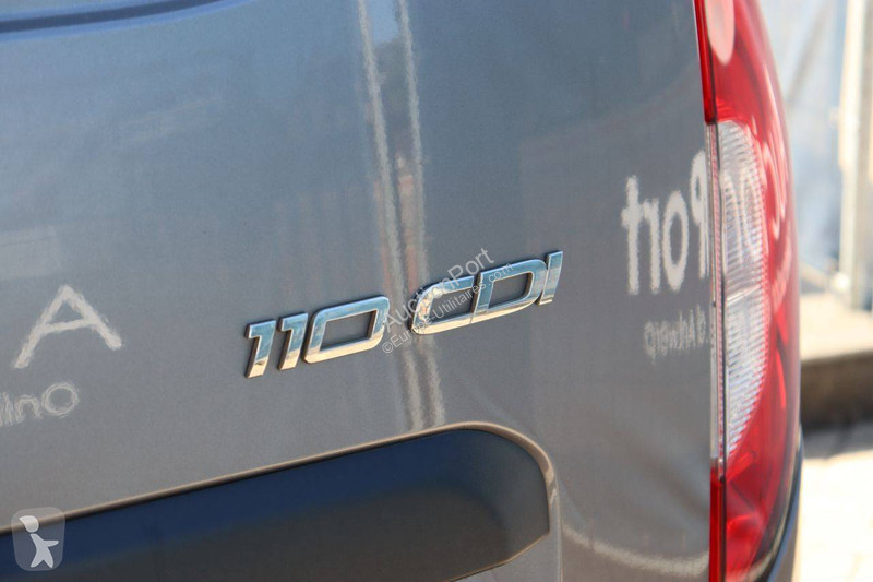 Mercedes 110CDI van