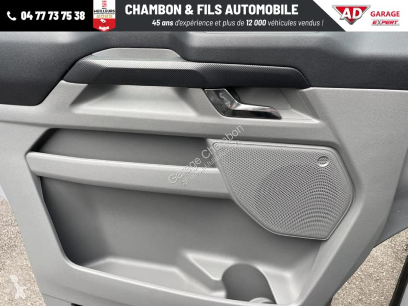 عربة نفعية Ford CABINE APPROFONDIE 320 L2H1 2.0...