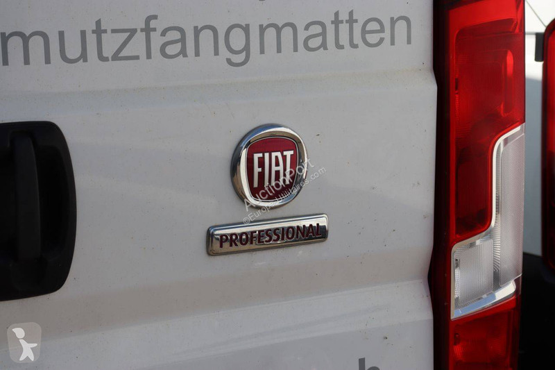 Véhicule utilitaire Fiat Maxi