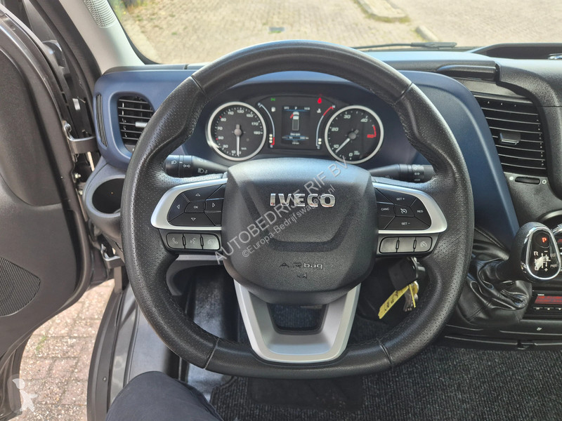 Furgoneta Iveco 35C18 N1/ Oprijwagen/ 2.3T...