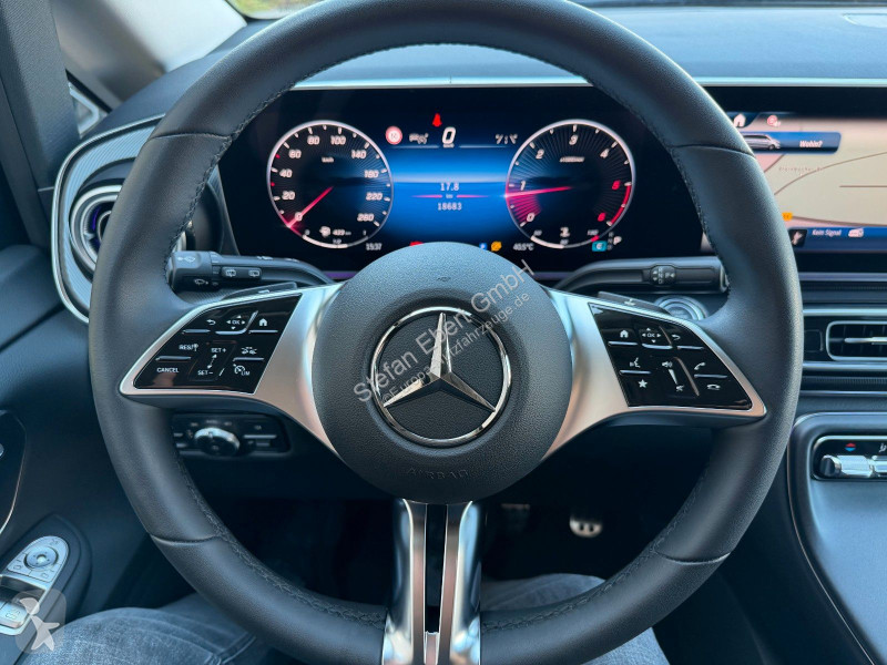Furgoneta Mercedes V  d STYLE AHK2,5to...