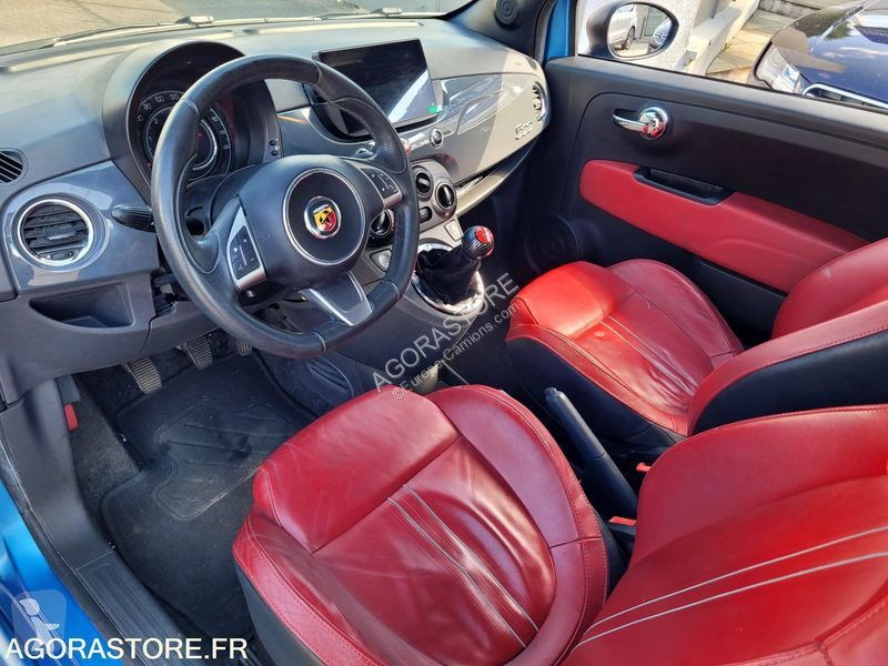 Véhicule utilitaire Fiat 500