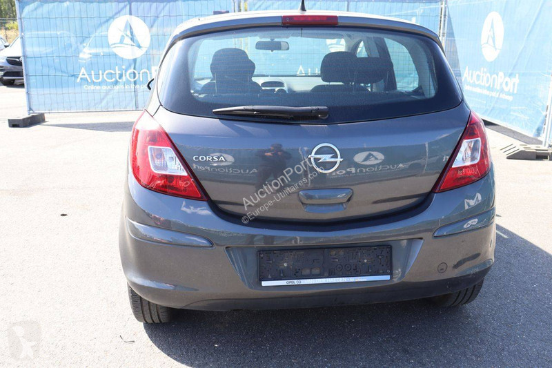 Véhicule utilitaire Opel