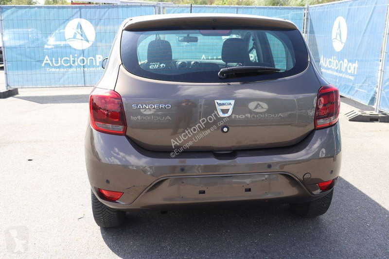 Véhicule utilitaire Dacia