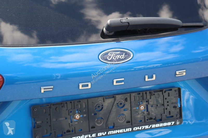 Véhicule utilitaire Ford