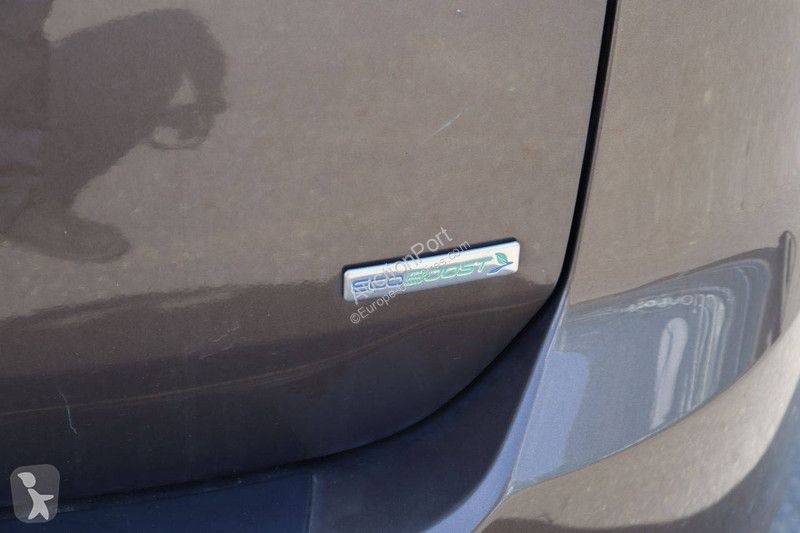 Véhicule utilitaire Ford Grand