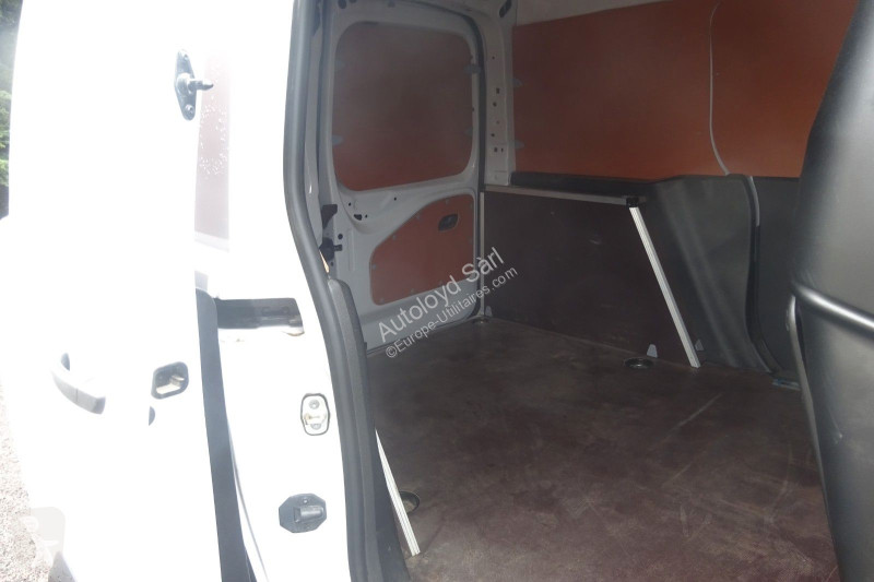 Véhicule utilitaire Peugeot PARTNER 1,5 HDI 100