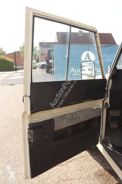Véhicule utilitaire Land Rover