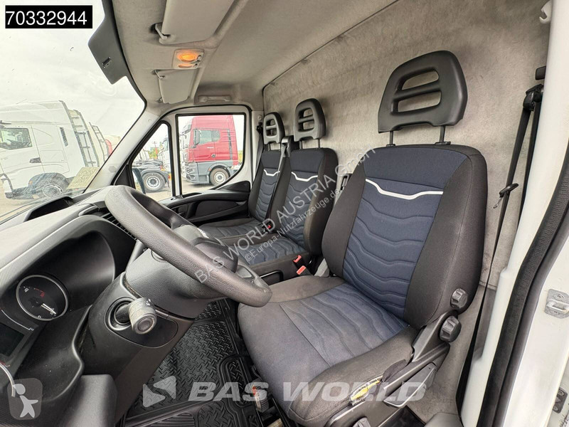 Bedrijfswagen Iveco 35C18 3.0L Doppelbereifung...