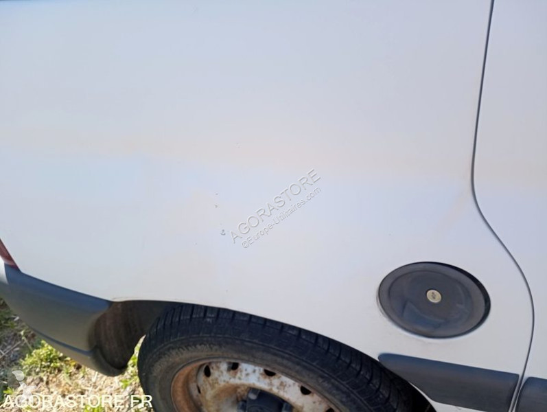 Véhicule utilitaire Peugeot PARTNER