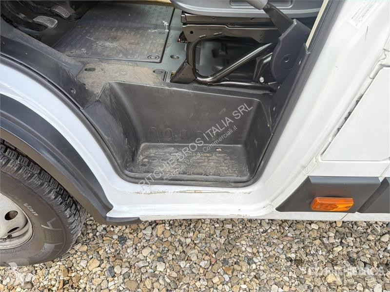 Véhicule utilitaire Opel 2.2
