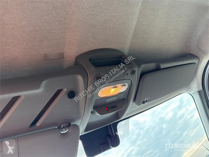 Furgoneta Renault 2.3DCI