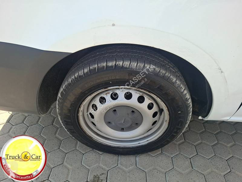 Furgoneta Mercedes