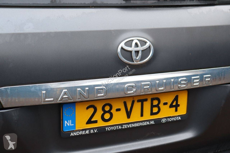 Furgoneta Toyota LANDCRUISER (200 SERIES)