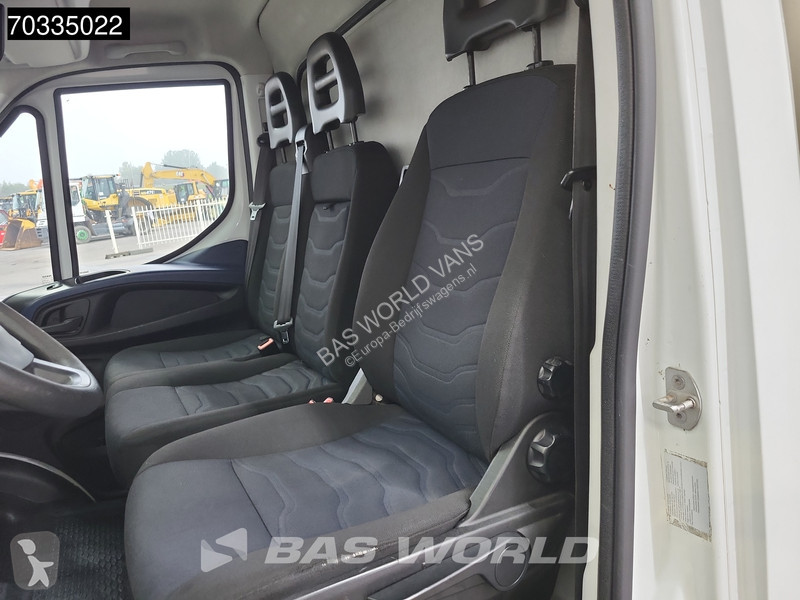 Véhicule utilitaire Iveco 72C18 3.0L 1000KG...