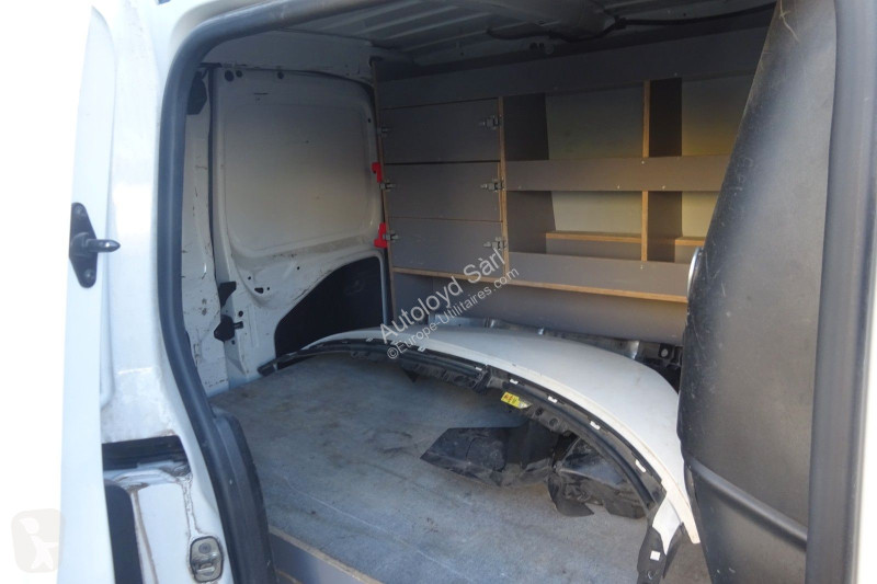 Véhicule utilitaire Peugeot PARTNER 1,5 HDI 100