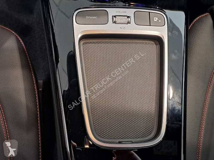 Furgoneta Mercedes