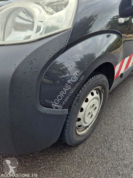 Комерційні автомобілі Peugeot BIPPER