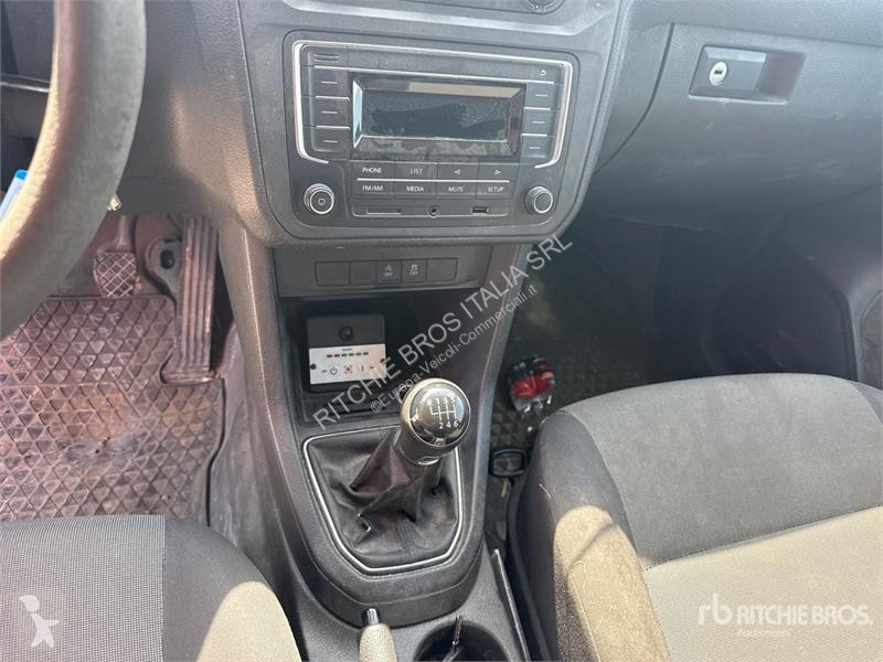 Комерційні автомобілі Volkswagen Cargo Van