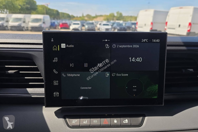 Véhicule utilitaire Renault Fourgon