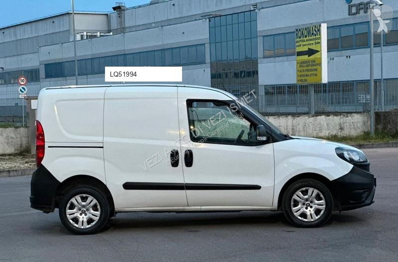 Лекотоварен автомобил Fiat DOBLO