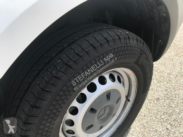 Комерційні автомобілі Mercedes Sprinter 315 2.0...