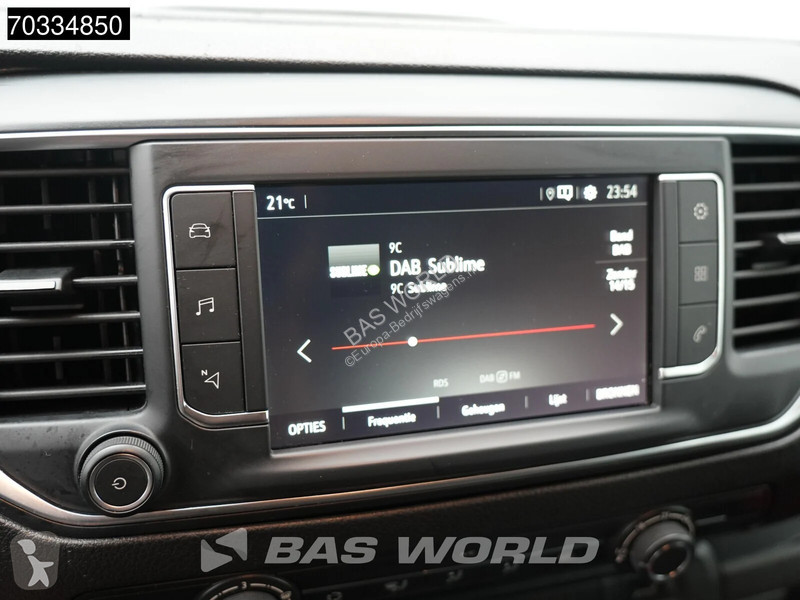 Лекотоварен автомобил Opel L3H1 Navi Airco...