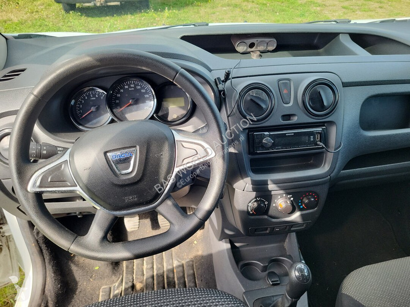 Furgoneta Dacia 75PK