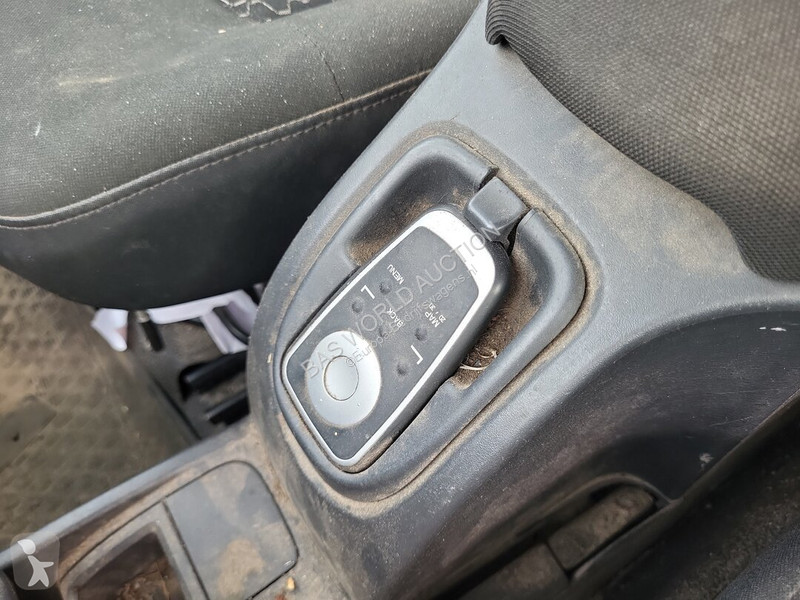 Furgoneta Renault 75PK
