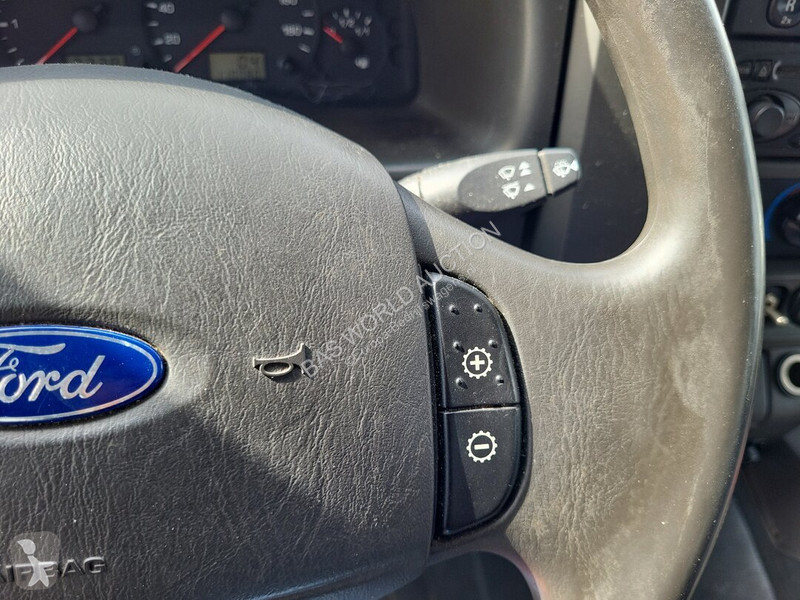 Furgoneta Ford 90pk