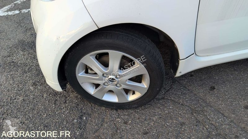 Лекотоварен автомобил Peugeot ION