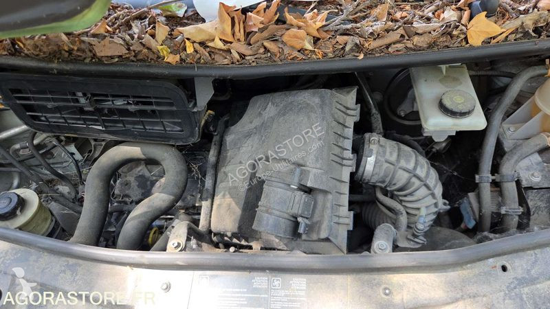 Лекотоварен автомобил Renault TRAFIC