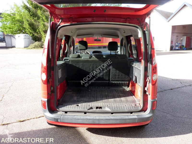 Лекотоварен автомобил Renault KANGOO
