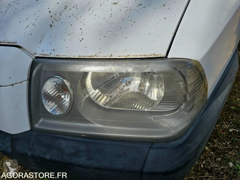 Лекотоварен автомобил Peugeot