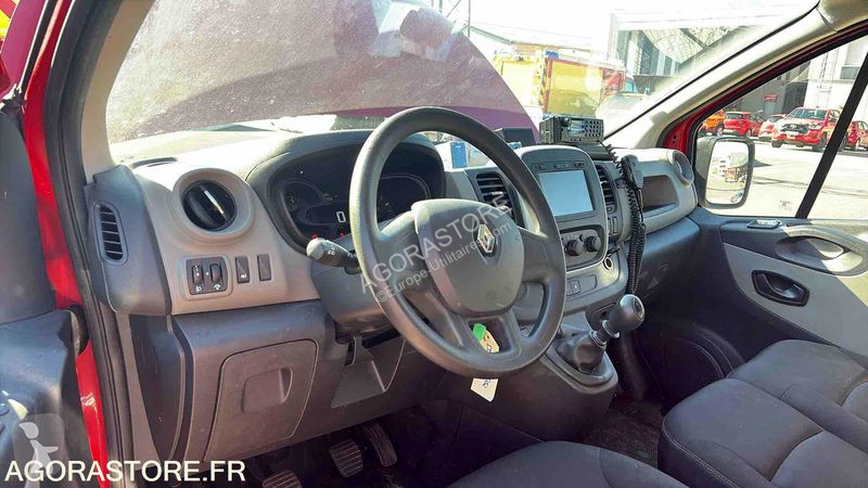 Лекотоварен автомобил Renault TRAFIC