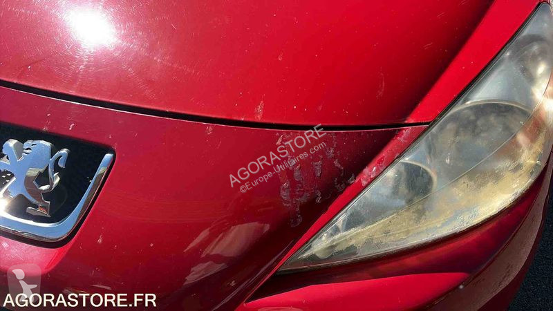 Лекотоварен автомобил Peugeot 207