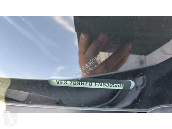 Лекотоварен автомобил Peugeot PARTNER