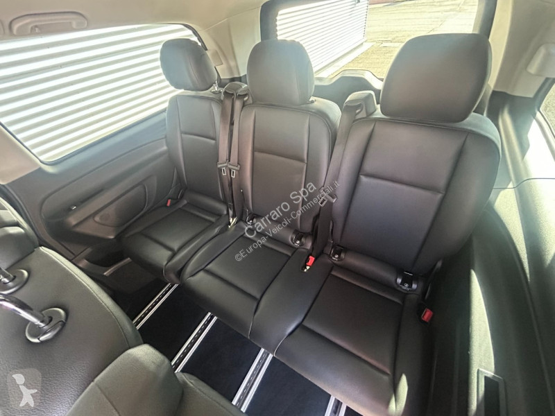 Bedrijfswagen Mercedes III