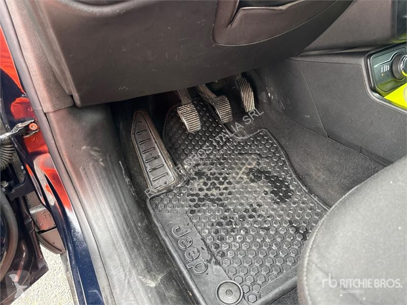 Furgoneta Jeep 4WD SUV